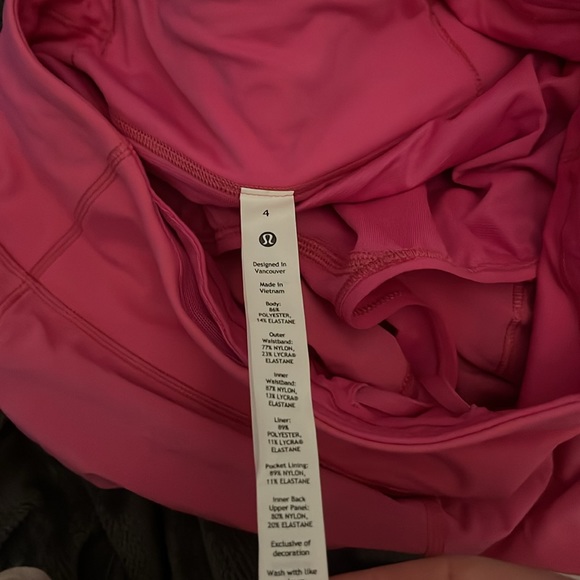 Lululemon shorts - Picture 5 of 5